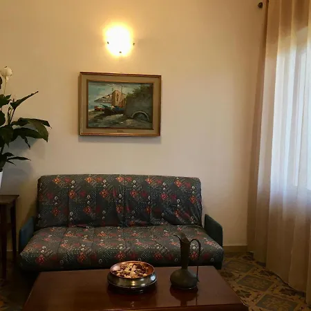 Maremonti Apartment *