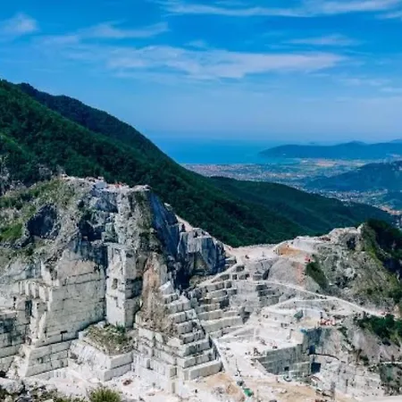 Maremonti Massa (Tuscany)